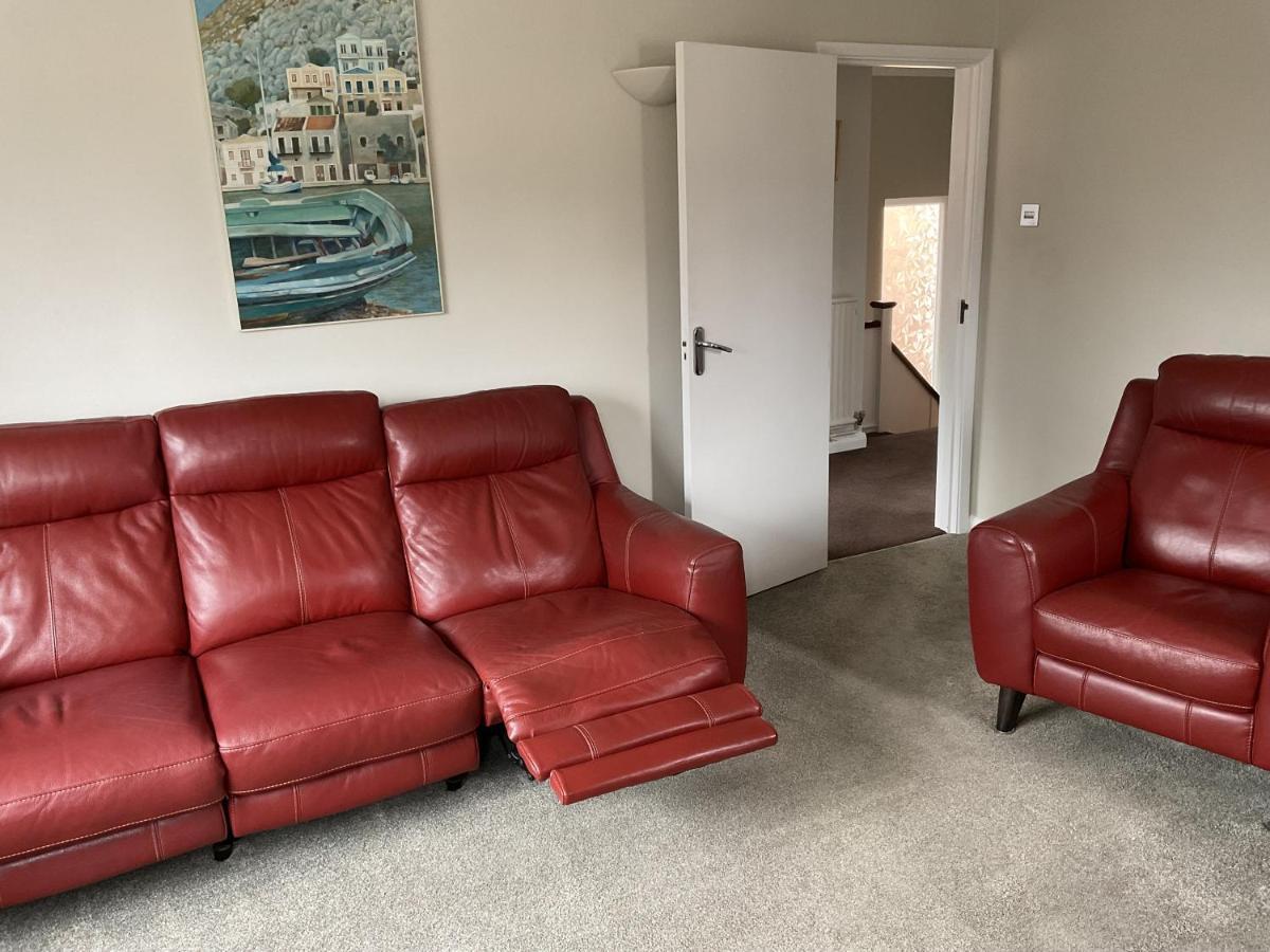Large 2-Bedroom Maisonette With Free Parking Twickenham Exterior photo