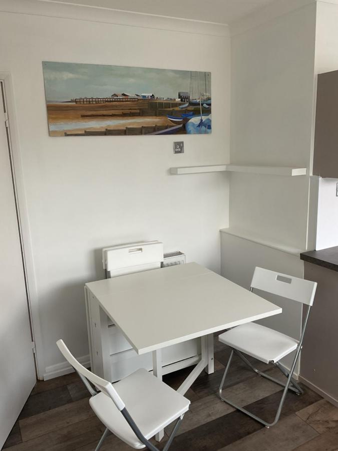 Large 2-Bedroom Maisonette With Free Parking Twickenham Exterior photo